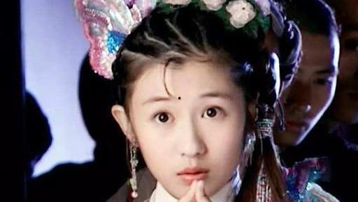 九公主吃瓜保命