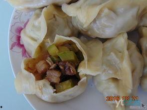 白色的瓜包包子吃,传统美食的现代演绎